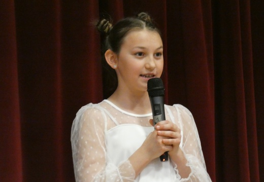 20260515-180930KolcseyGyongyszemek